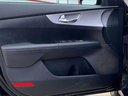 Certified 2024 Kia Forte LXS image 22