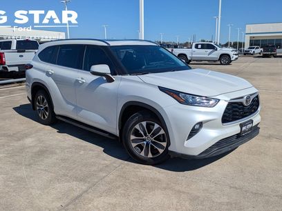 Used 2020 Toyota Highlander XLE