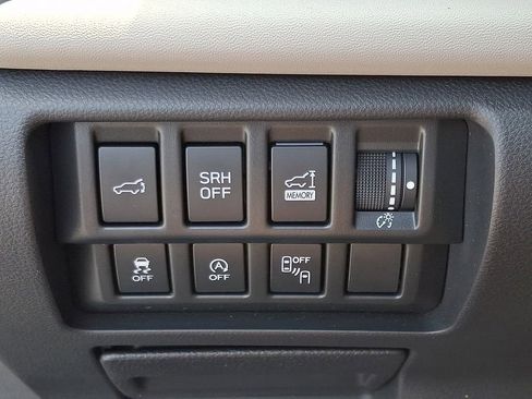 Certified 2023 Subaru Forester Limited AWD/4WD image 26