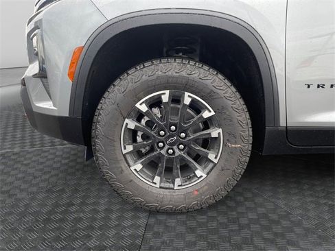 New 2026 Chevrolet Traverse Z71 w/ Driver Confidence Package image 14