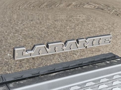 New 2026 RAM 2500 Laramie w/ Night Edition AWD/4WD image 7