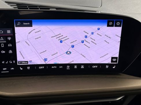 Used 2025 Audi Q5 Premium Plus w/ Premium Plus image 18