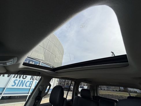 Used 2011 Lexus GX 460 Premium image 5