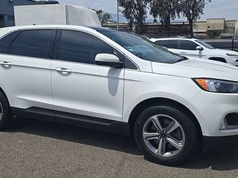 Used 2024 Ford Edge SEL w/ Convenience Package AWD/4WD image 4