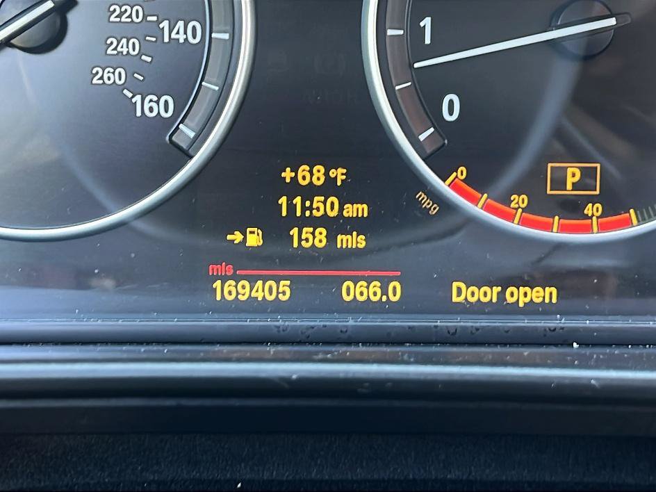 Used 2011 BMW 528i Sedan RWD image 10