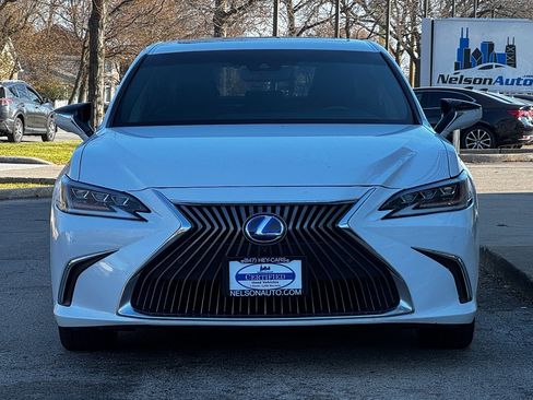 Used 2021 Lexus ES 300h w/ Accessory Package 2 image 7