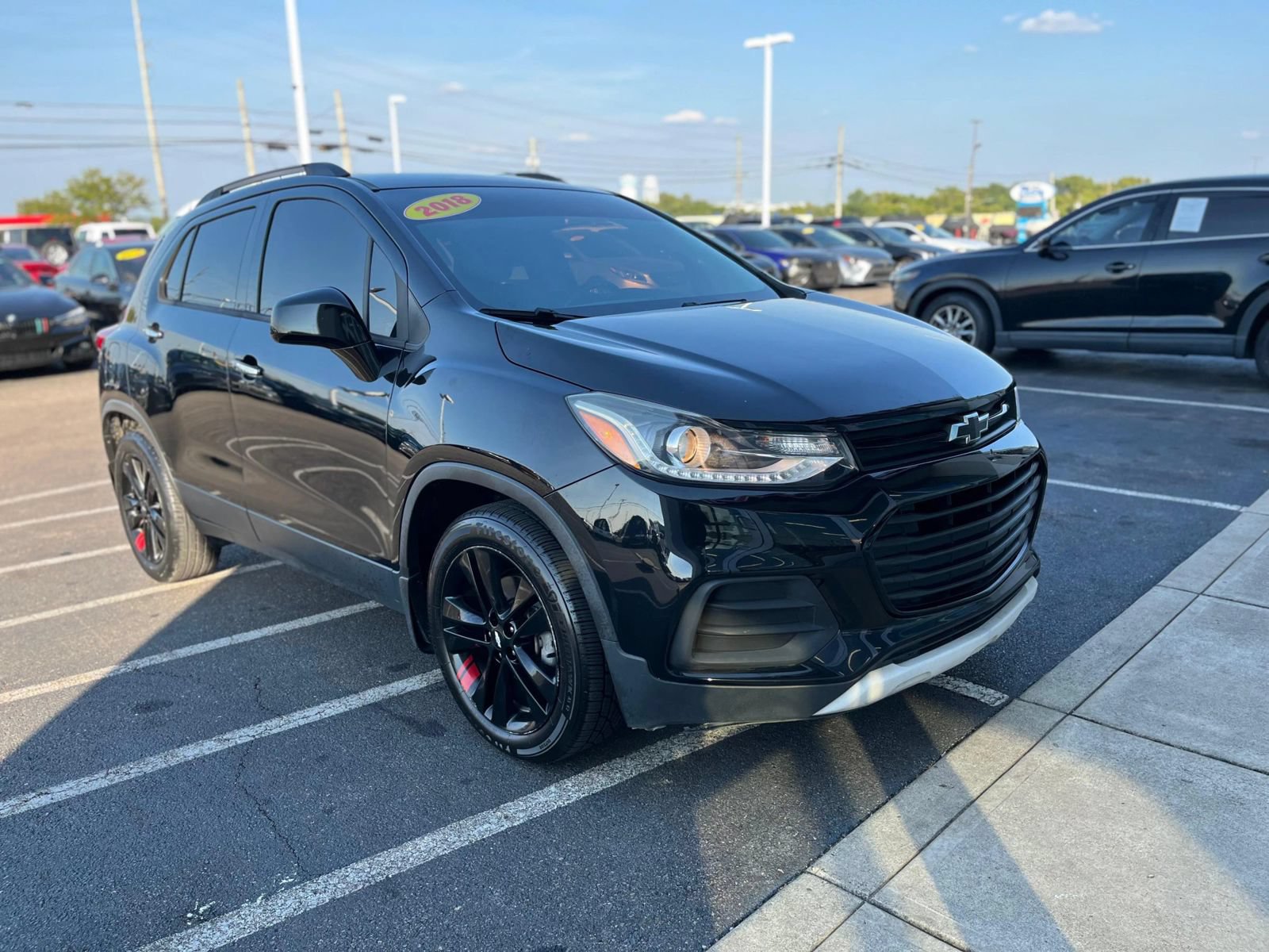 Used 2018 Chevrolet Trax LT w/ Redline Edition FWD image 10