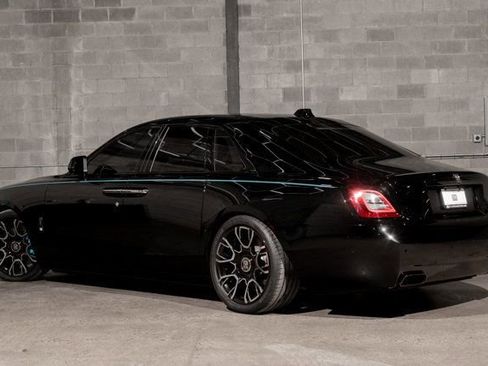 Used 2022 Rolls-Royce Ghost Black Badge image 5