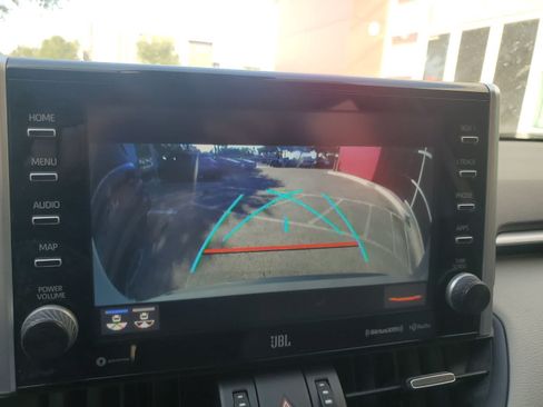 Used 2022 Toyota RAV4 Limited FWD image 23