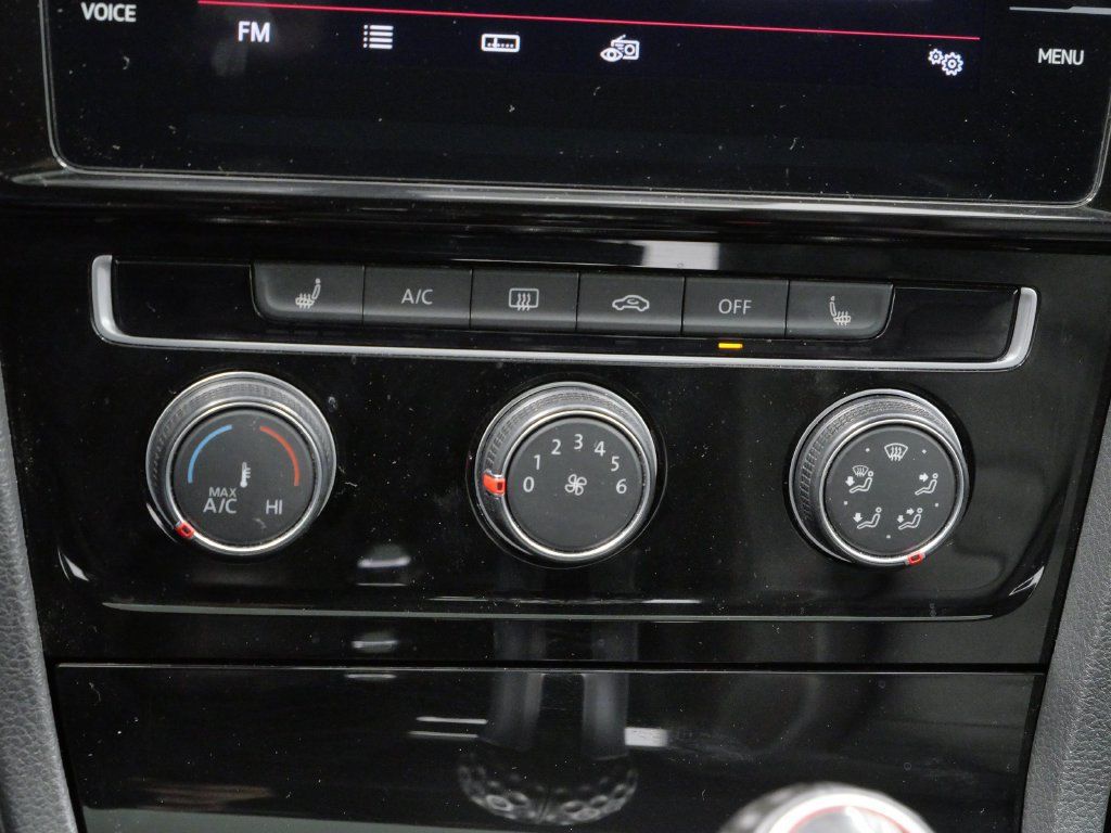 Used 2020 Volkswagen GTI SE FWD image 25