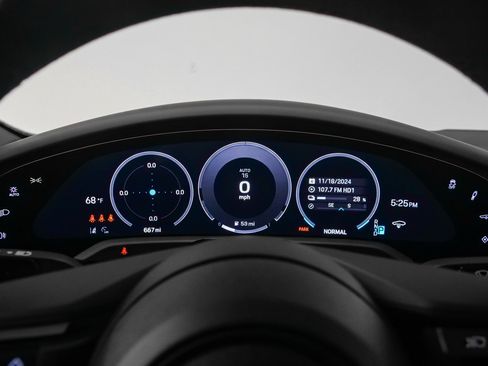 New 2025 Porsche Taycan image 32