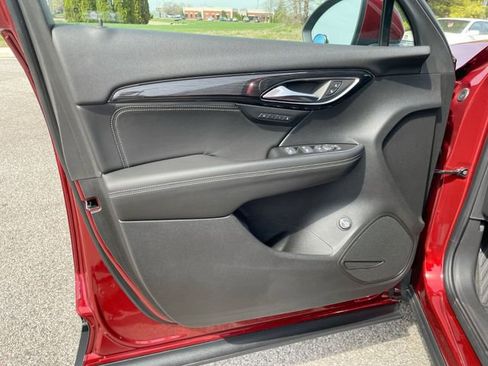 Used 2023 Buick Envision Essence FWD image 9