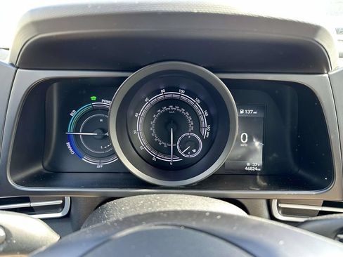 Used 2023 Hyundai Elantra Blue FWD image 19
