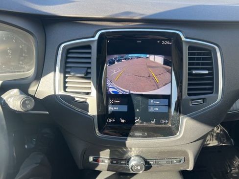 Used 2020 Volvo XC90 T5 Momentum w/ Protection Package Premier image 35