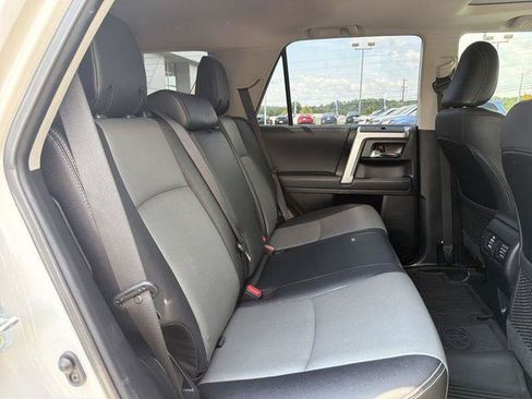 Used 2021 Toyota 4Runner SR5 Premium w/ Moonroof Package AWD/4WD image 30