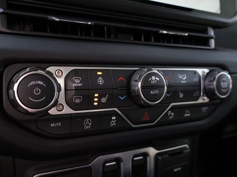 New 2026 Jeep Wrangler Rubicon w/ Safety Group image 32