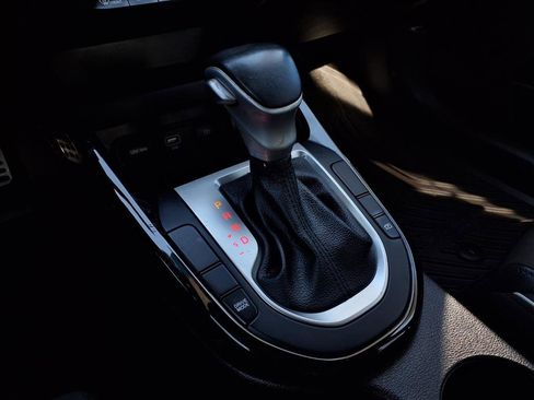 Used 2023 Kia Forte GT-Line image 18