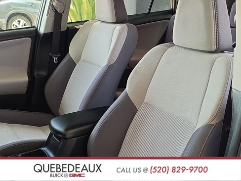 Used 2014 Toyota RAV4 XLE FWD image 10
