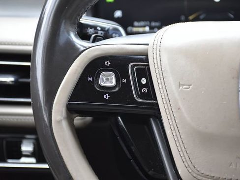 Used 2020 Lincoln Aviator 2WD image 8
