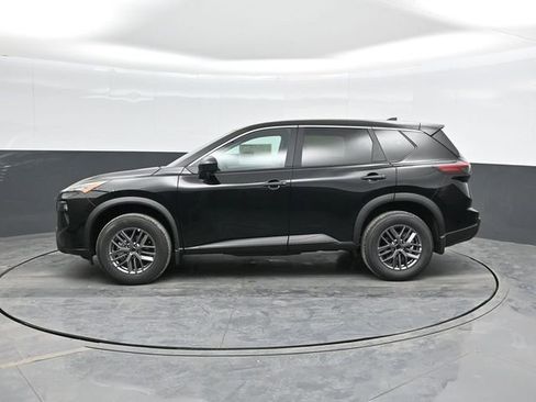 New 2026 Nissan Rogue S image 8