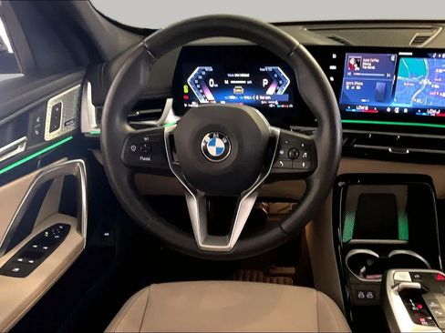 Used 2025 BMW X1 xDrive28i w/ Convenience Package AWD/4WD image 5