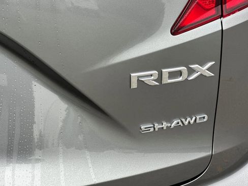 New 2025 Acura RDX SH-AWD image 6
