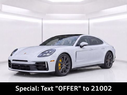 Used 2024 Porsche Panamera RWD image 1
