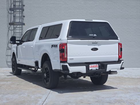 Used 2023 Ford F250 Lariat w/ Black Appearance Package AWD/4WD image 6
