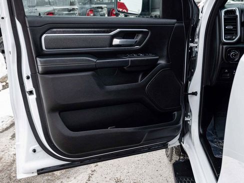 Used 2022 RAM 1500 Big Horn image 11
