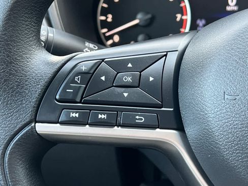 New 2026 Nissan Altima 2.5 SV image 27