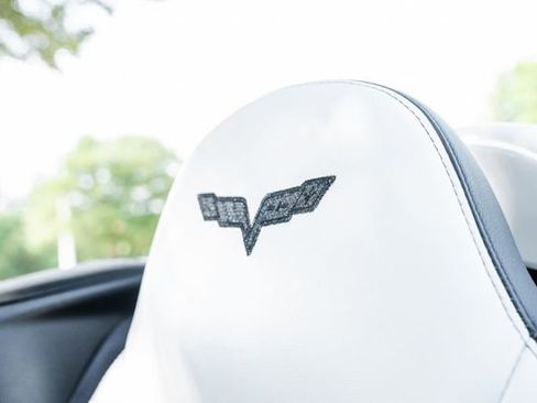 Used 2006 Chevrolet Corvette Convertible w/ Preferred Equipment Group image 73