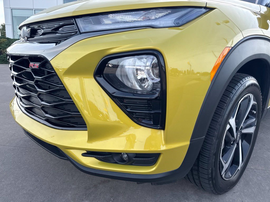 Used 2023 Chevrolet TrailBlazer RS w/ Sun and Liftgate Package AWD/4WD image 10