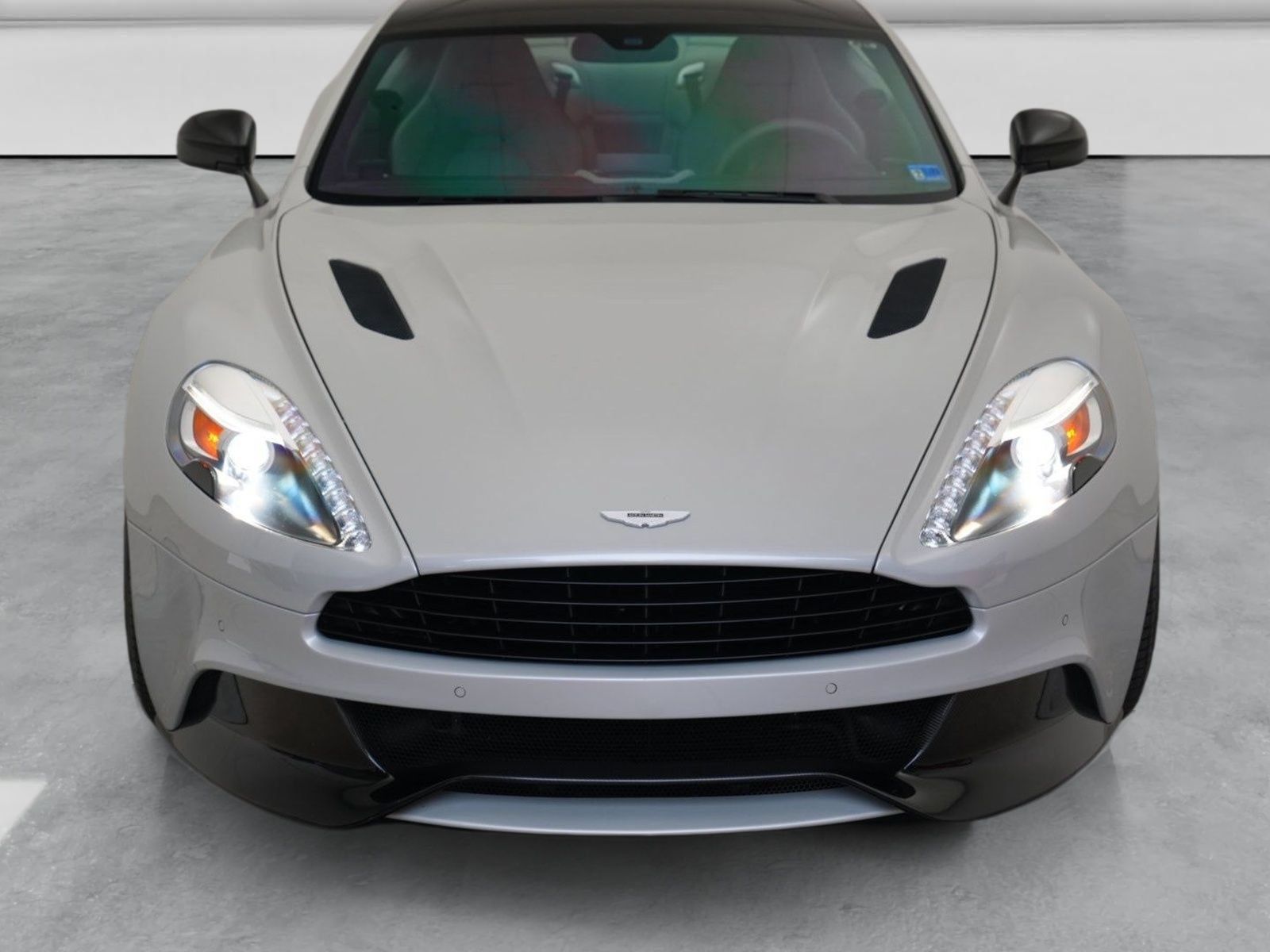 Used 2016 Aston Martin Vanquish Coupe RWD image 43