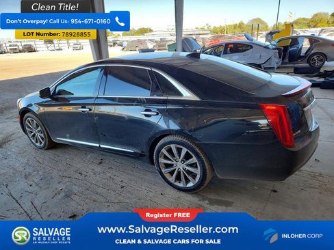 Used 2015 Cadillac XTS image 3