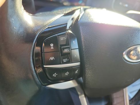 Certified 2023 Ford Explorer Platinum w/ Technology Package image 26