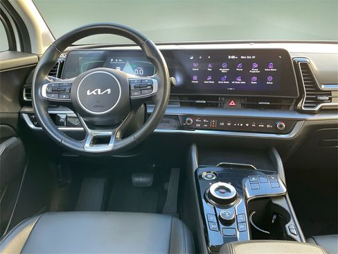 Used 2025 Kia Sportage EX w/ EX Premium Package image 14