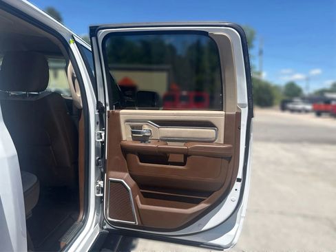 Used 2022 RAM 2500 Laramie w/ Snow Chief Group AWD/4WD image 29
