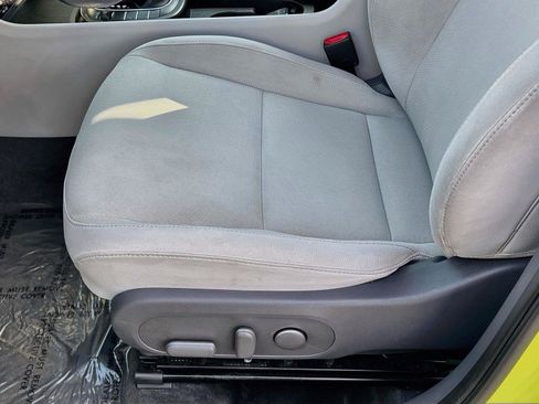 Used 2025 Hyundai Kona SEL FWD image 18