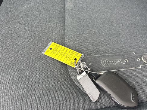 Used 2025 Kia K4 FWD image 19