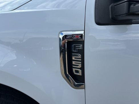 Used 2022 Ford F250 XL w/ STX Appearance Package image 8