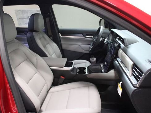 New 2026 GMC Terrain Elevation w/ Elevation Premium Package AWD/4WD image 25