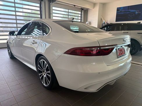 Used 2024 Jaguar XF R-Dynamic SE AWD/4WD image 3