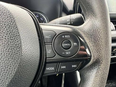 Certified 2020 Toyota RAV4 LE w/ All Weather Liner Package image 23