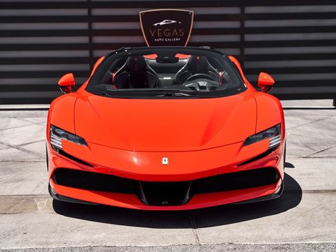 Used 2023 Ferrari SF90 Spider AWD/4WD image 19
