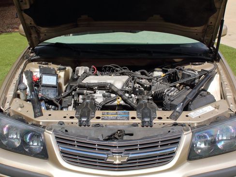Used 2005 Chevrolet Impala w/ Preferred Equipment Group FWD image 35