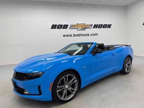 Used 2023 Chevrolet Camaro LT w/ RS Package RWD image 9