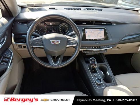 Certified 2023 Cadillac XT4 Premium Luxury AWD/4WD image 12