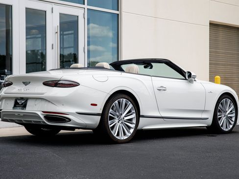 Certified 2025 Bentley Continental GT Speed AWD/4WD image 33