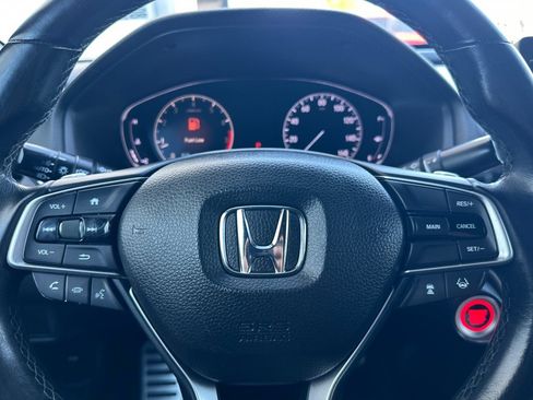 Used 2018 Honda Accord Sport image 22