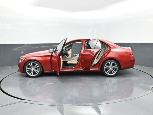 Used 2017 Mercedes-Benz C 300 Sedan w/ Premium 1 Package image 33